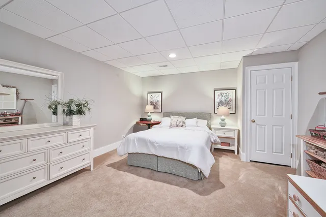 $879,900 | 1030 Ridgeview Drive, Inverness, IL 60010