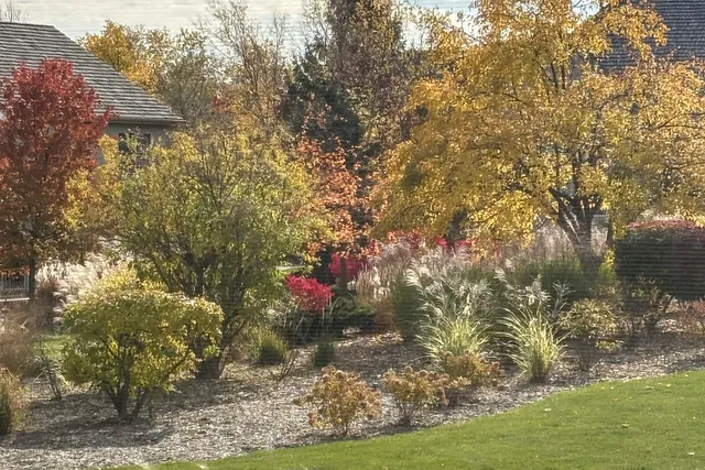 $879,900 | 1030 Ridgeview Drive, Inverness, IL 60010