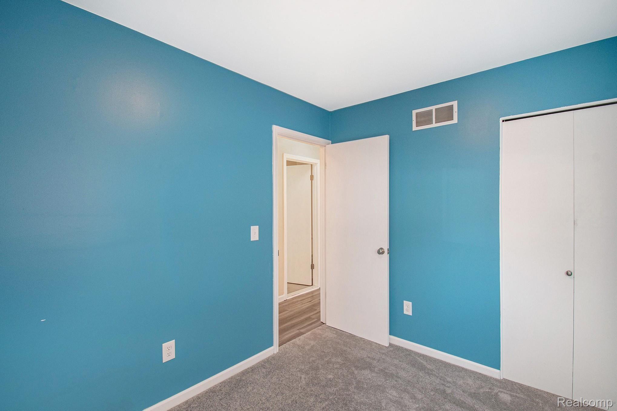 1273 Princeton Road Berkley, MI 48072 - Photo 14 of 35 210211 Floare 1273 Princeton_18.jpg