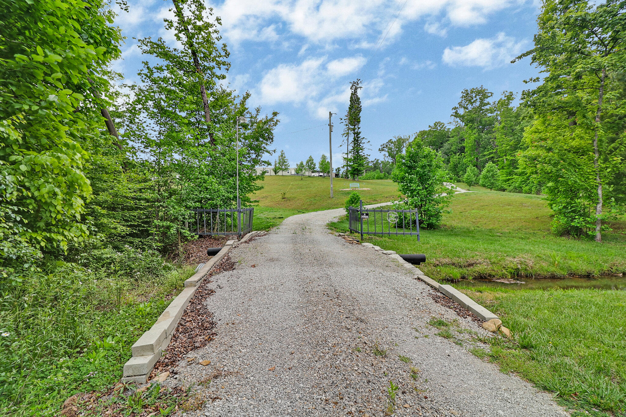 2930 Doc Loy Road Grandview, TN 37337 - Photo 36 of 42 n44a9607-n44a9611