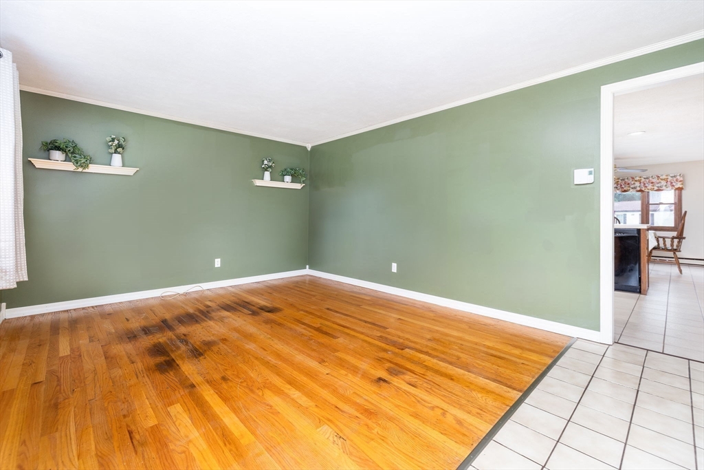 366 Peekskill Avenue Springfield, MA 01129 - Photo 15 of 31 a view of an empty room