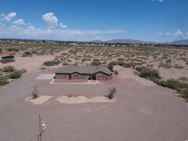 $365,000 | 3125 Blue Quail Road Southwest, Deming, NM 88030