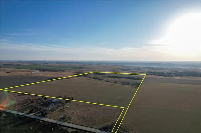 $316,575 | Skiddy Rd Junction, Junction City, KS 66441
