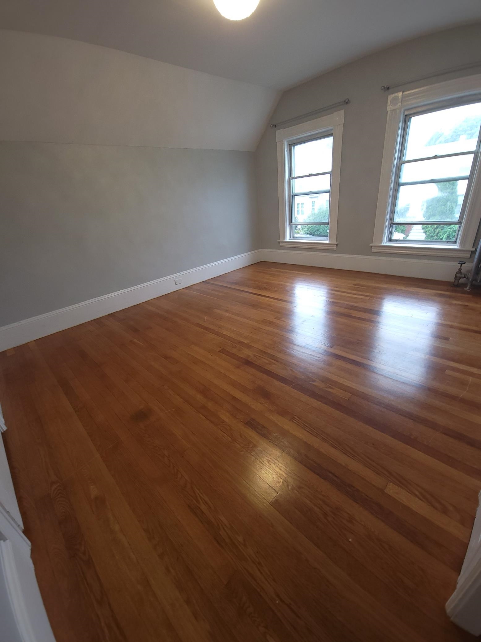 721 Belmont Street, Unit 2 Manchester, NH 03104 - Photo 5 of 9