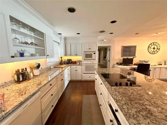 $1,800,000 | 1311 Lake Shore Drive, Orlando, FL 32803