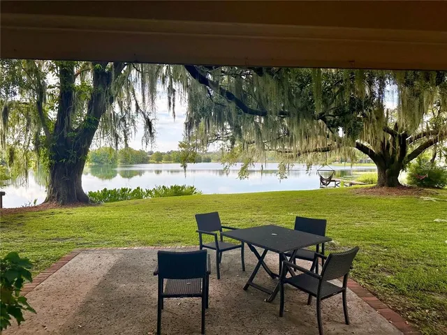 $1,800,000 | 1311 Lake Shore Drive, Orlando, FL 32803