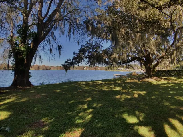 $1,800,000 | 1311 Lake Shore Drive, Orlando, FL 32803