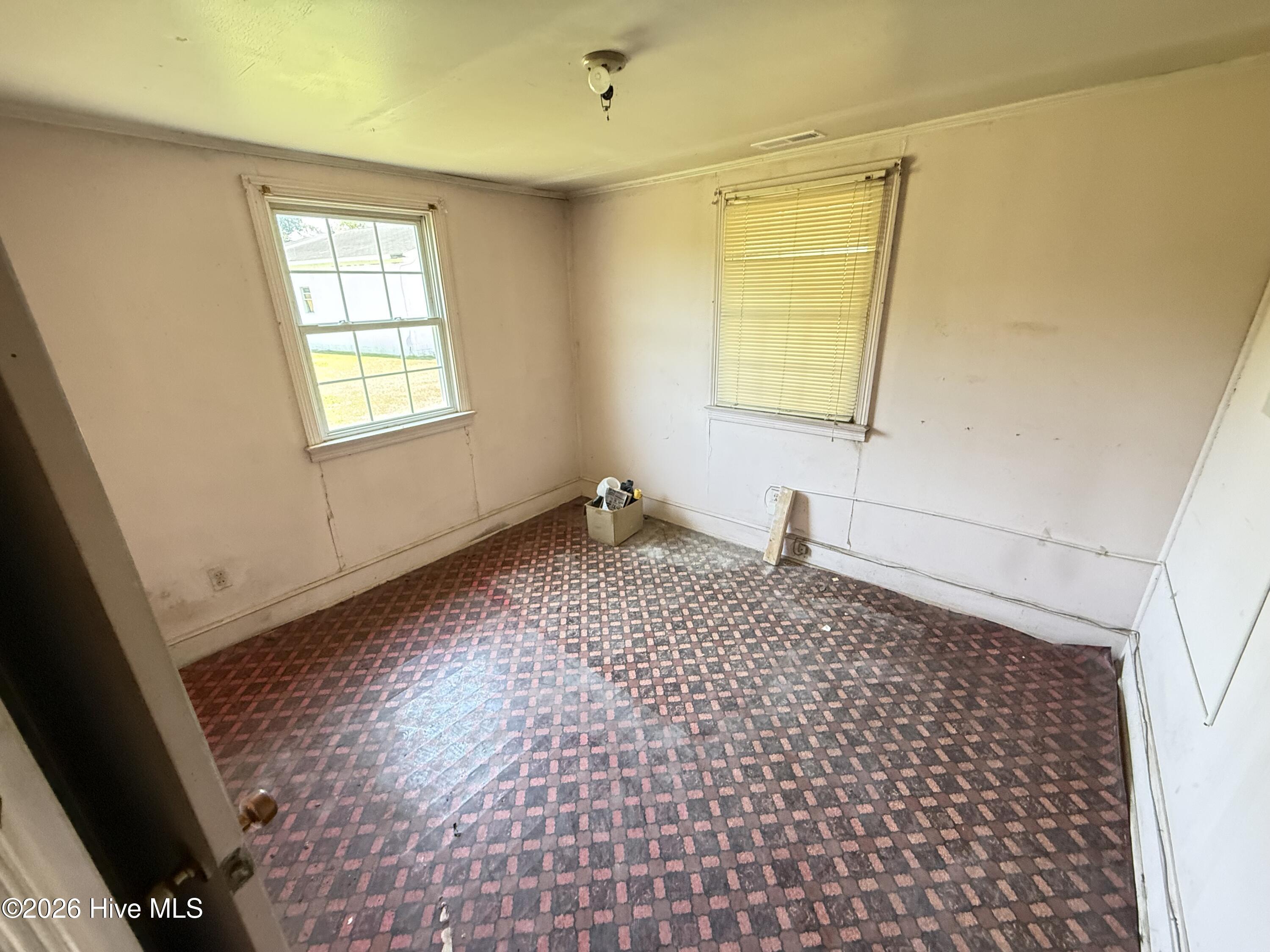 201 County Road Mount Olive, NC 28365 - Photo 5 of 9
