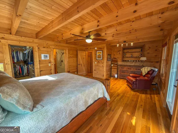 a view of walk in closet