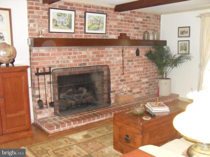 2640 Dublin Road Street, MD 21154 - Photo 13 of 30 Family Room