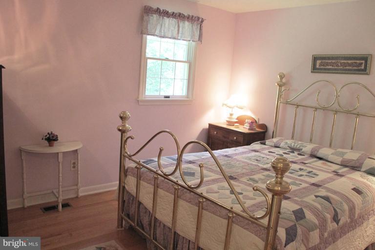 2640 Dublin Road Street, MD 21154 - Photo 26 of 30 Bedroom