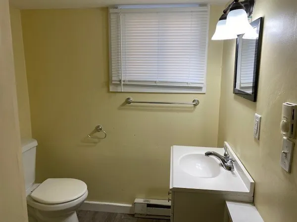 $1,765 | 227 Bridge Street, Unit 3, Northampton, MA 01060