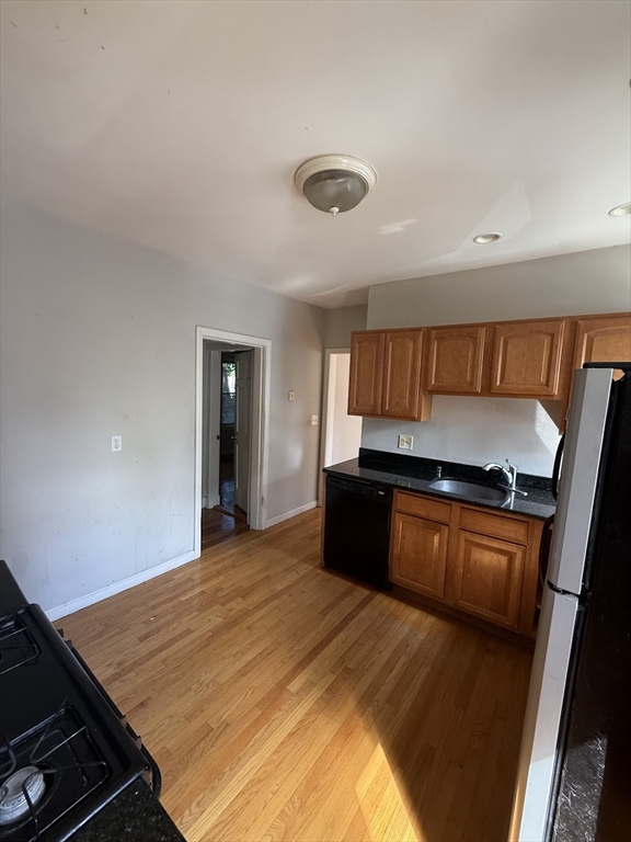 22 St Marks Road, Unit 1 Boston, MA 02124 - Photo 9 of 12 Gallery Image 9