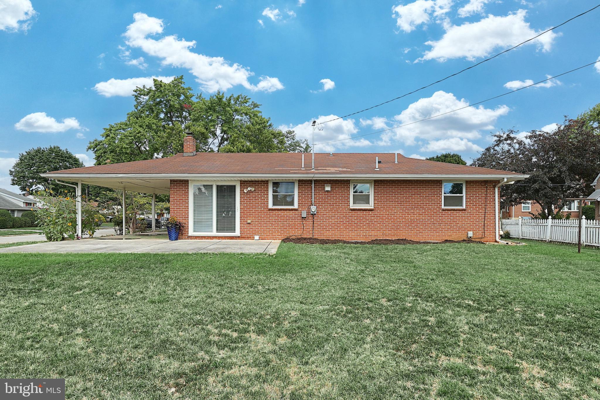 736 Gunnison Road York, PA 17404 - Photo 11 of 48