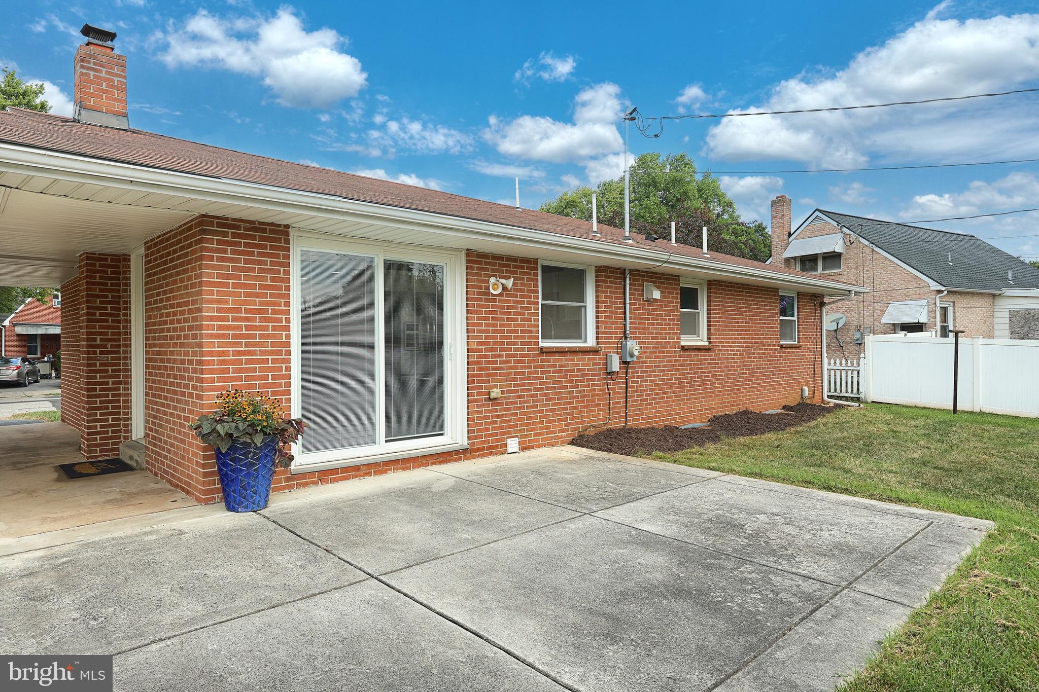 736 Gunnison Road York, PA 17404 - Photo 12 of 48