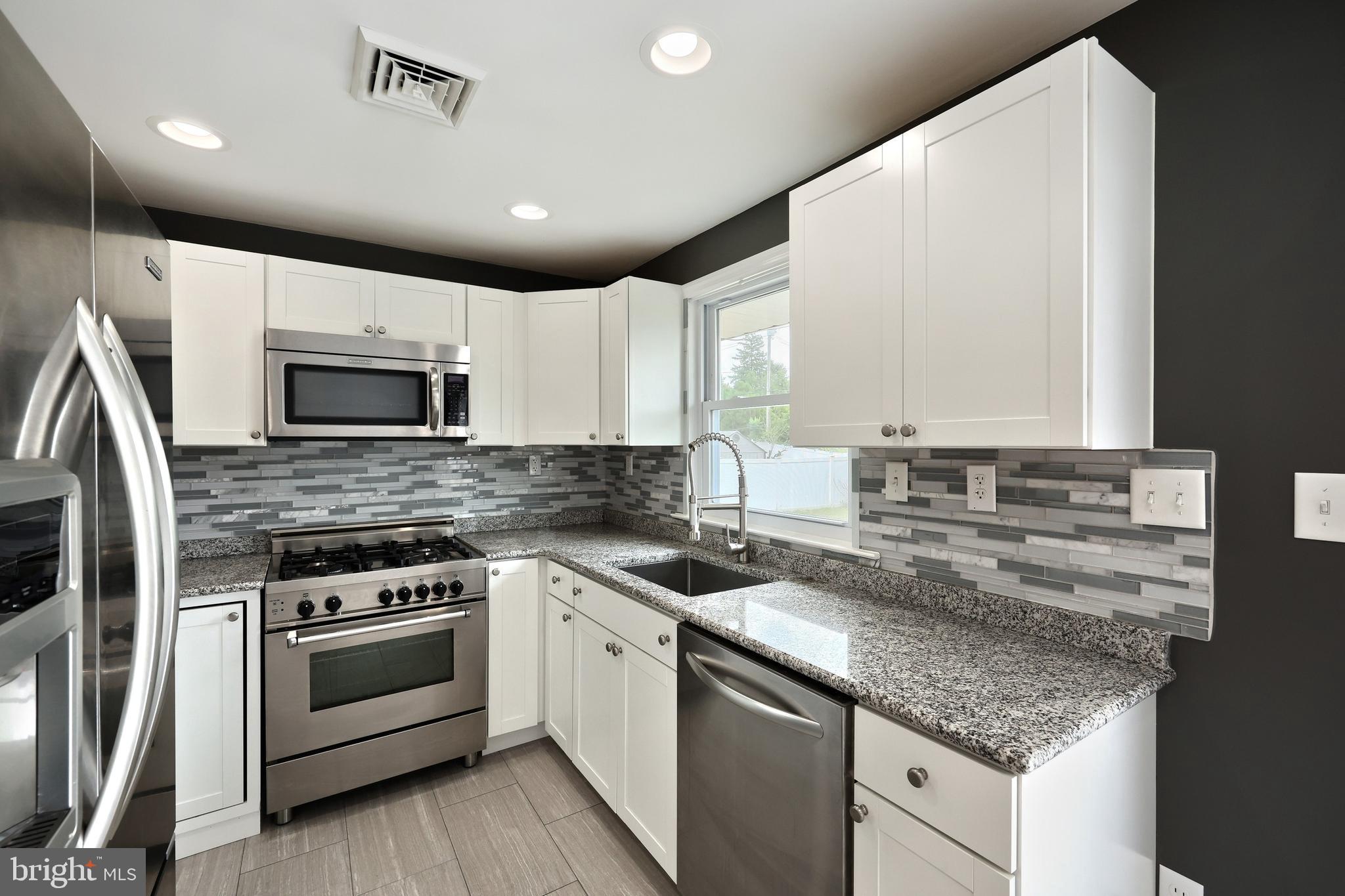 736 Gunnison Road York, PA 17404 - Photo 20 of 48