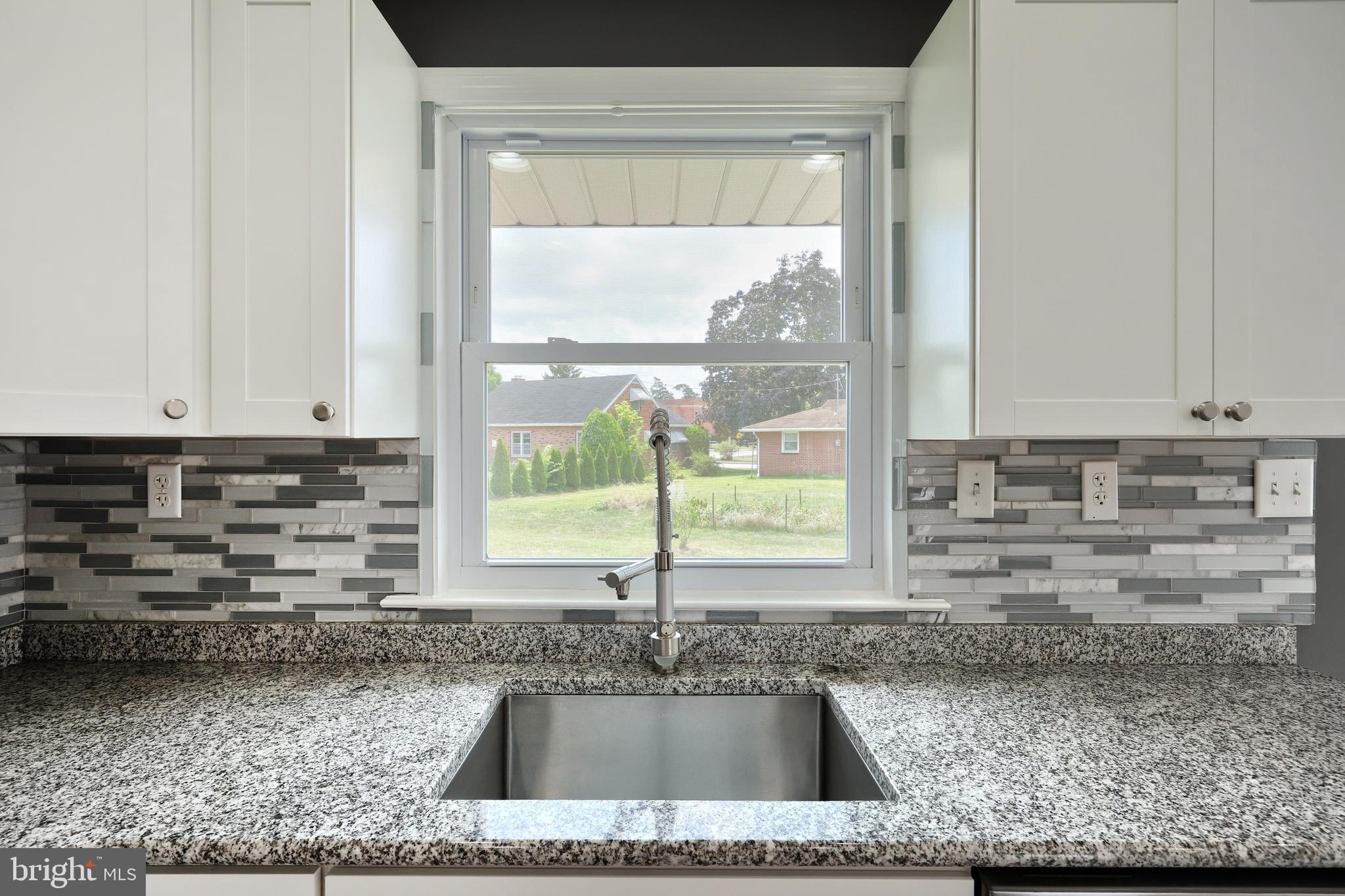 736 Gunnison Road York, PA 17404 - Photo 23 of 48