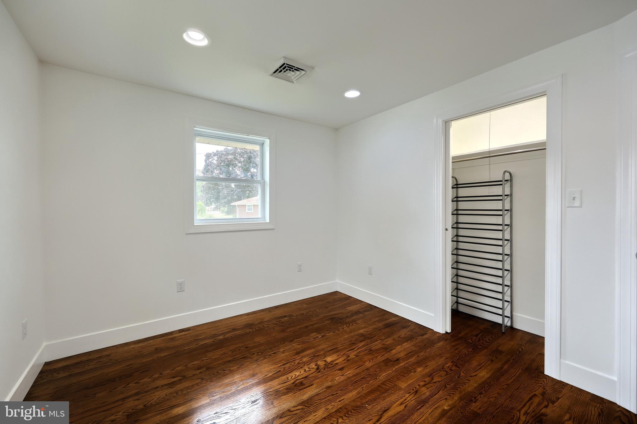 736 Gunnison Road York, PA 17404 - Photo 30 of 48