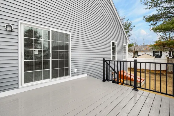 $685,000 | 73 Ferry Street, Hudson, NH 03051