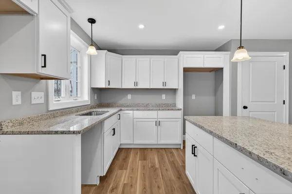 $685,000 | 73 Ferry Street, Hudson, NH 03051