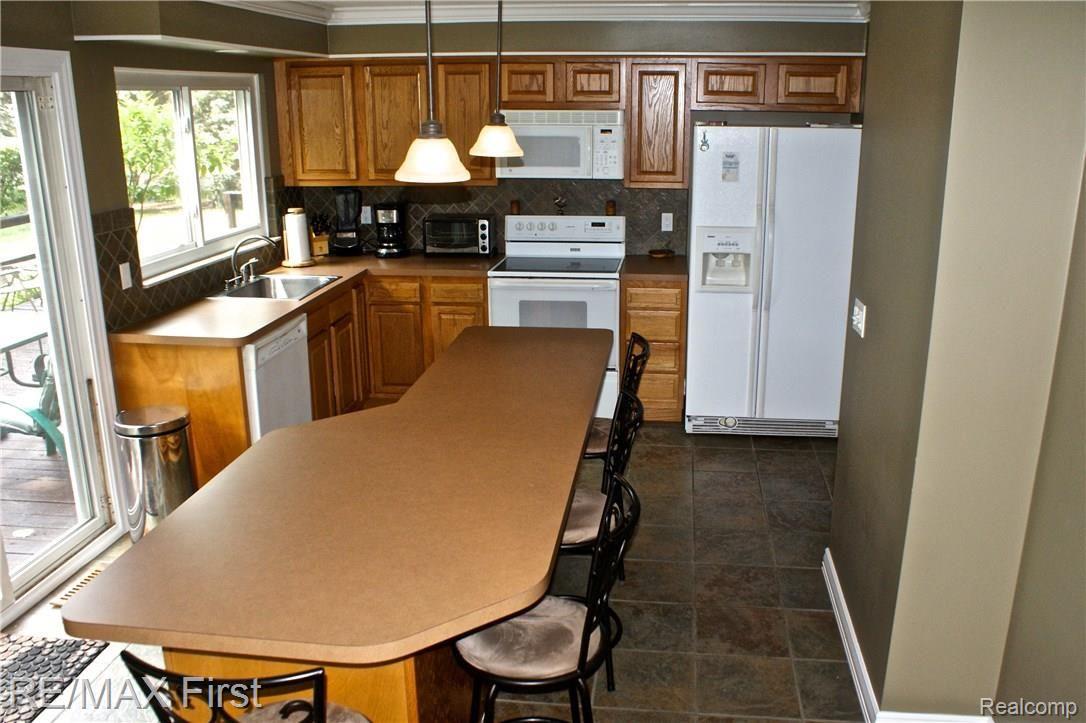 1399 West Fairview Lane Rochester, MI 48306 - Photo 11 of 46 DSC09632.JPG