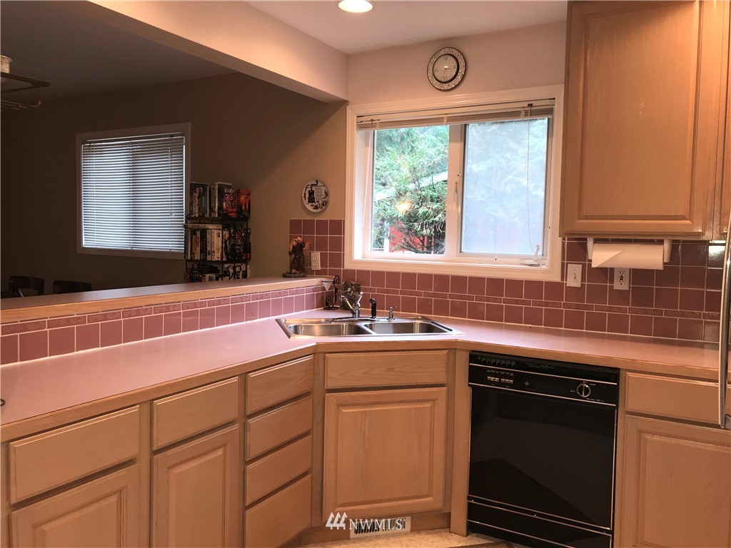 19002 Pinnacle Road Glacier, WA 98244 - Photo 12 of 25 Gallery Image 12
