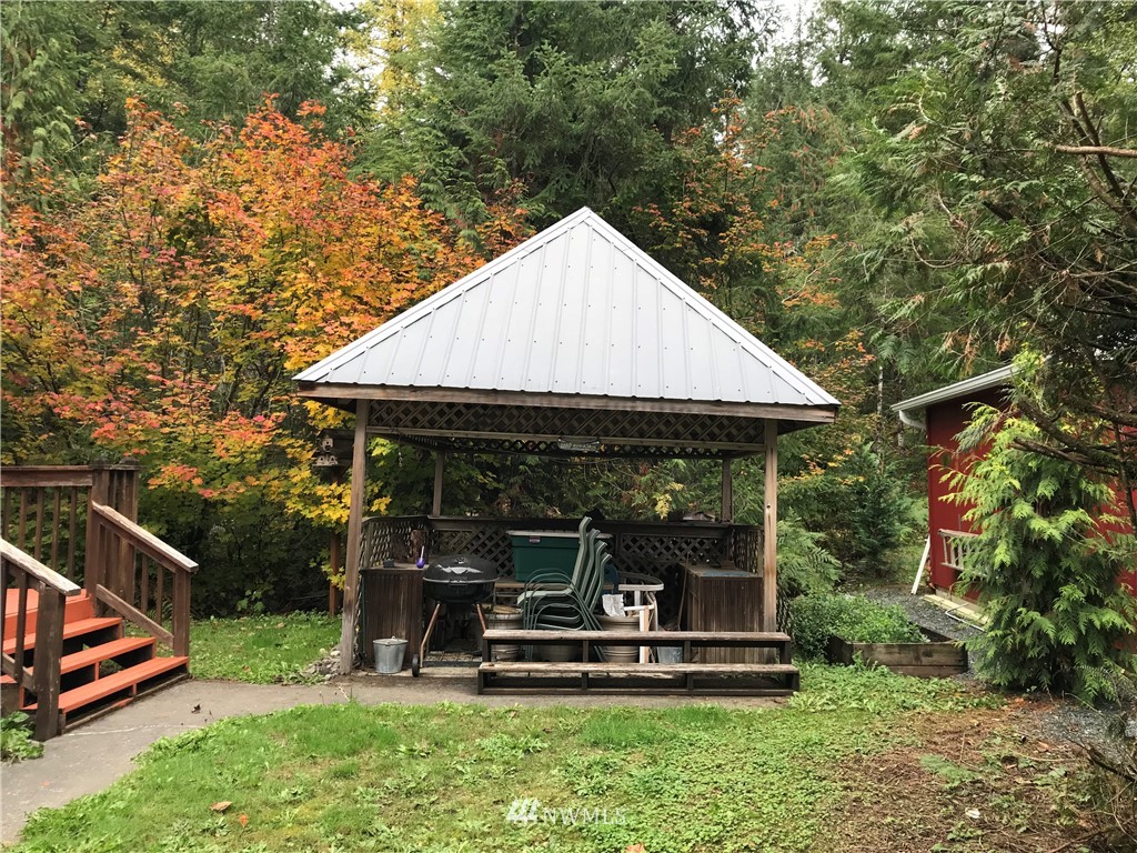 19002 Pinnacle Road Glacier, WA 98244 - Photo 21 of 25 Gallery Image 21