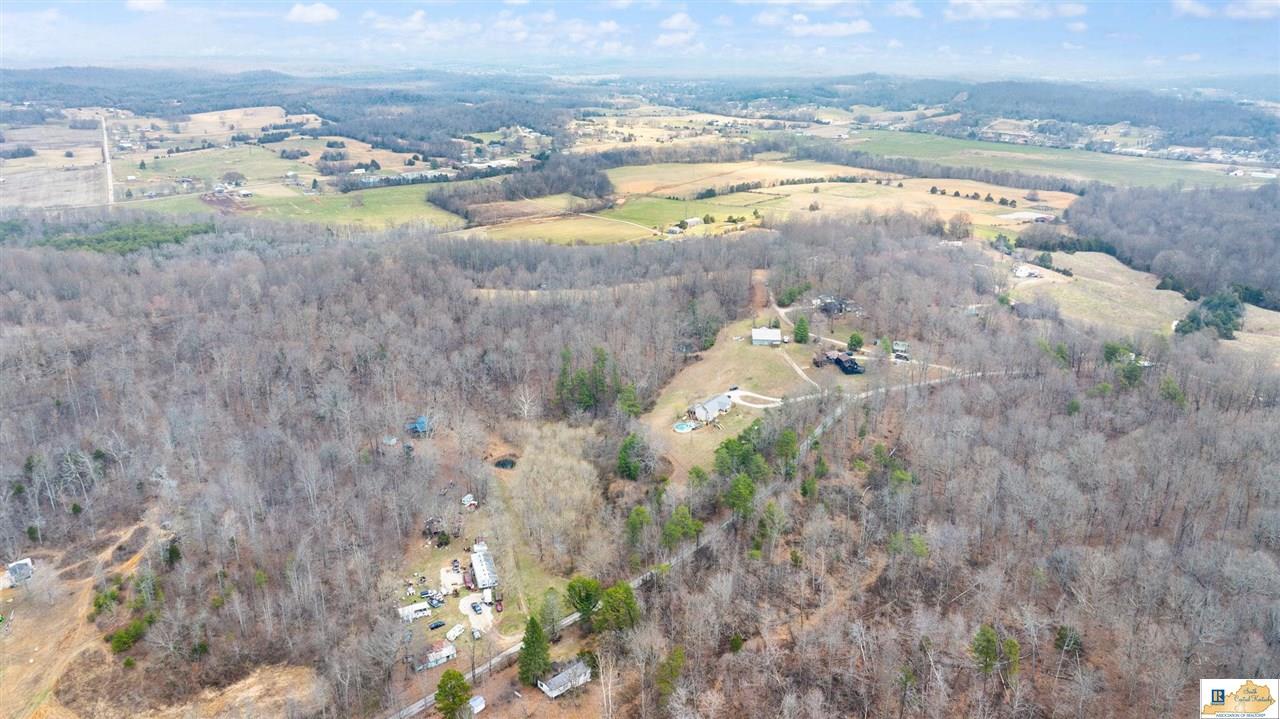 1266 Campground Road Bonnieville, KY 42713 - Photo 10 of 37 Gallery Image 10