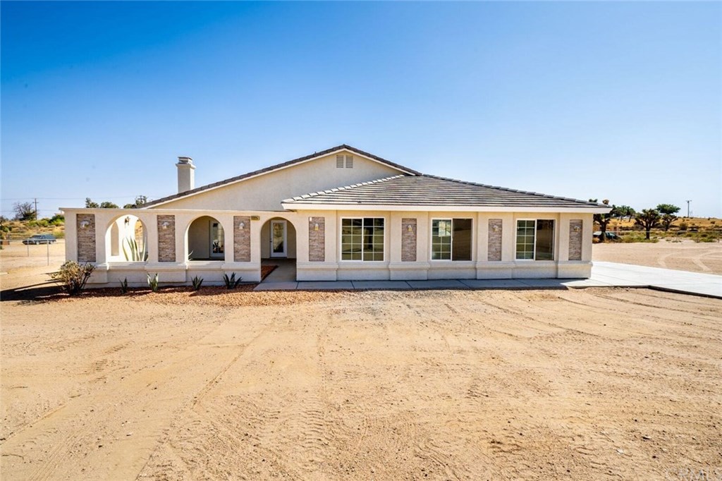 11325 Cactus Road Adelanto, CA 92301 - Photo 1 of 1 Gallery Image 1