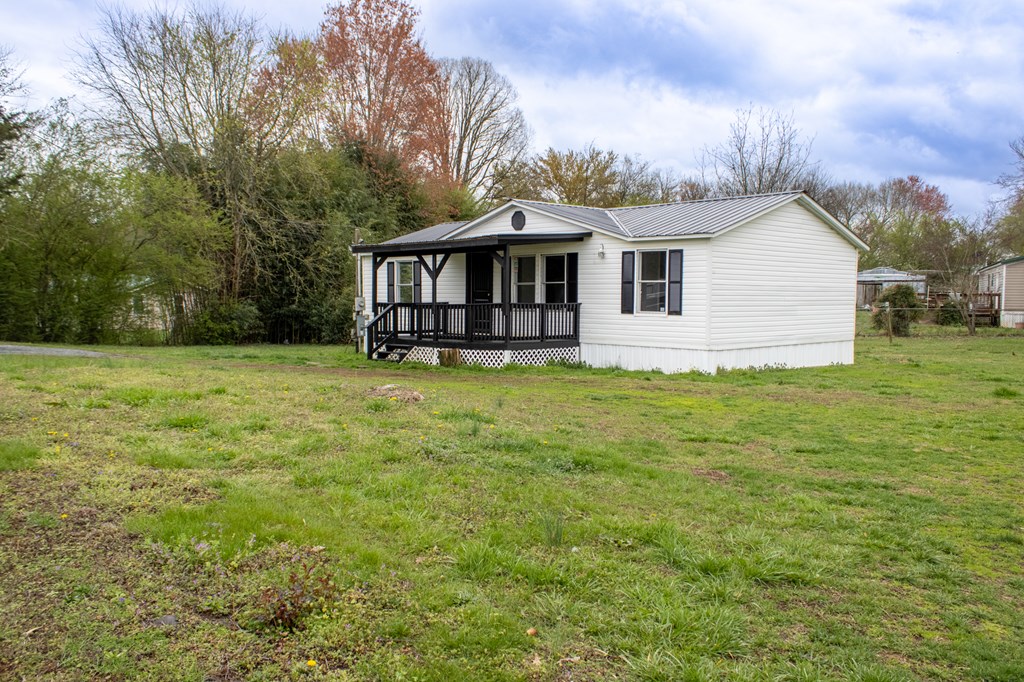 748 Callahan Road Southeast Dalton, GA 30721 - Photo 11 of 15 Gallery Image 11