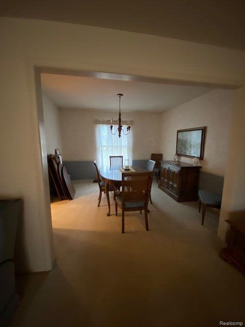25249 Wykeshire Road Farmington Hills, MI 48336 - Photo 28 of 33