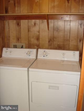 20 Capetown Road Ocean Pines, MD 21811 - Photo 7 of 11 a view of washer and dryer