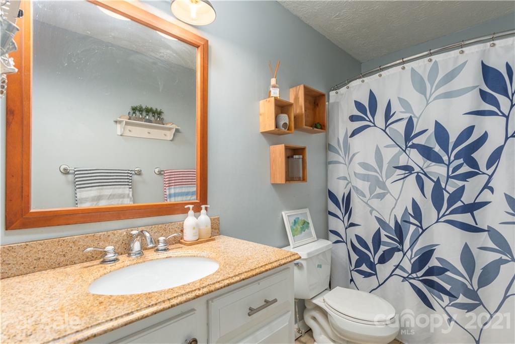 82 Mockingbird Lane Clyde, NC 28721 - Photo 11 of 24 Gallery Image 11