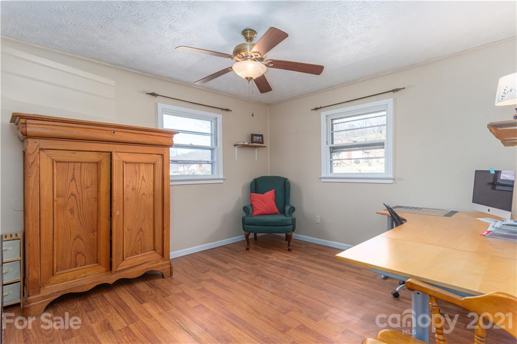 82 Mockingbird Lane Clyde, NC 28721 - Photo 12 of 24 Gallery Image 12