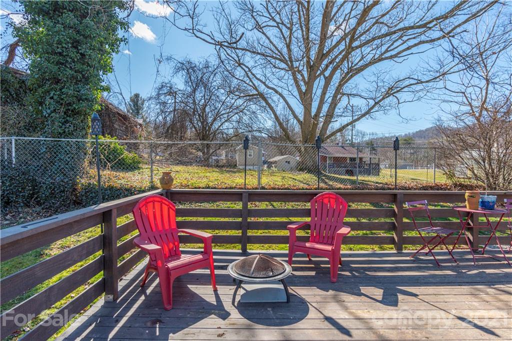 82 Mockingbird Lane Clyde, NC 28721 - Photo 15 of 24 Gallery Image 15