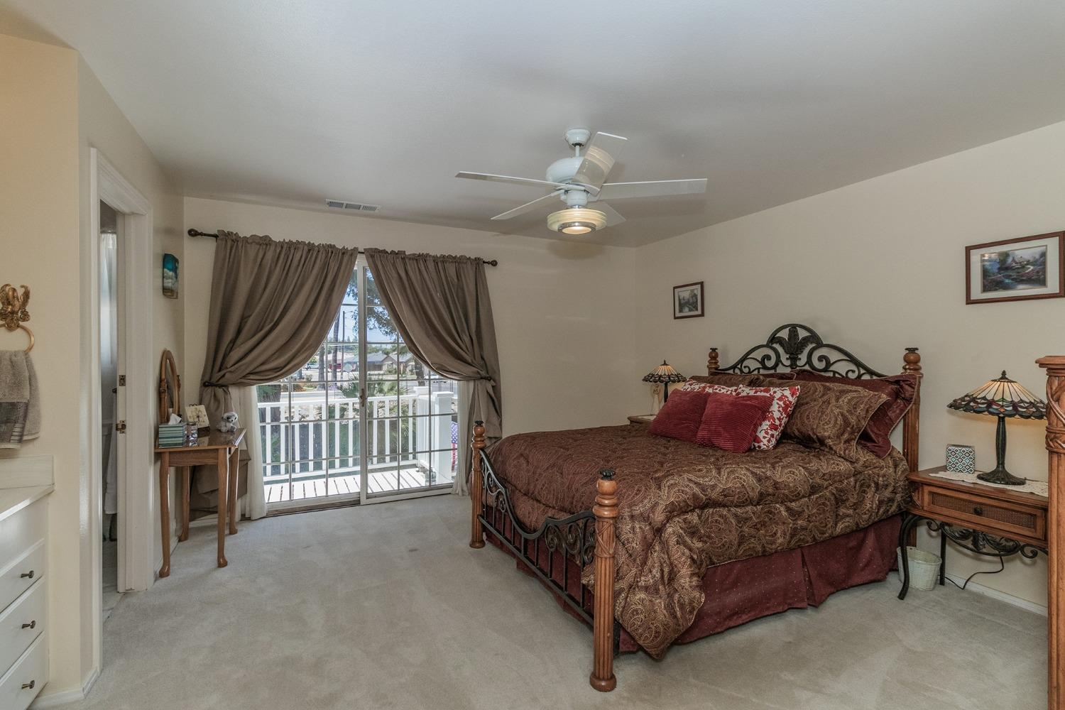 2863 Olive Street Selma, CA 93662 - Photo 37 of 65