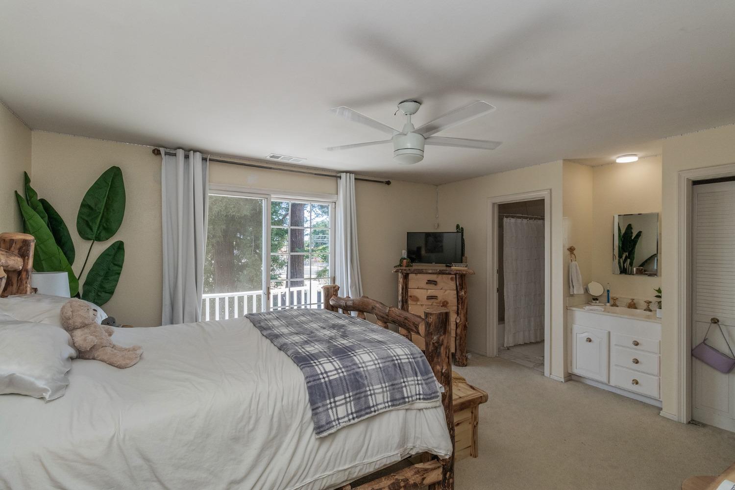 2863 Olive Street Selma, CA 93662 - Photo 40 of 65