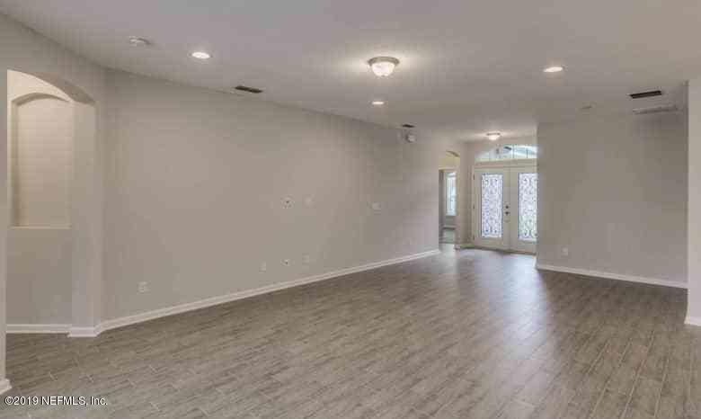 9903 Kevin Road Jacksonville, FL 32257 - Photo 5 of 31 4