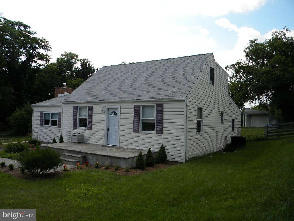 Exterior (Front)