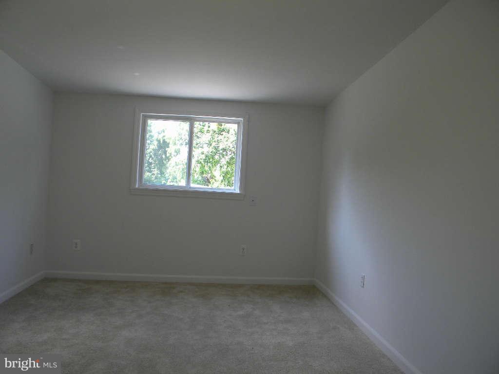 308 Broadwater Road Arnold, MD 21012 - Photo 13 of 24 Bedroom