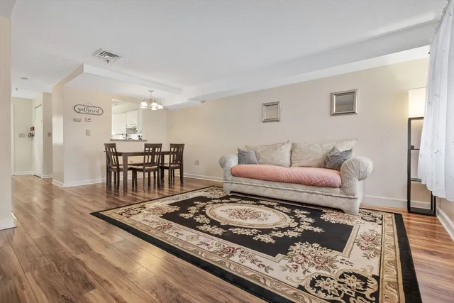 $350,000 | 33 Maplewood Avenue, Unit 16, Gloucester, MA 01930