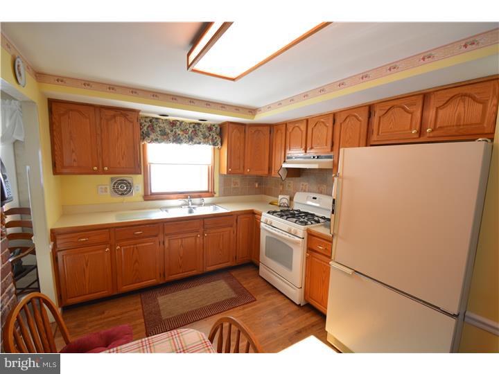 1406 Nevarc Road Warminster, PA 18974 - Photo 2 of 13 Gallery Image 2