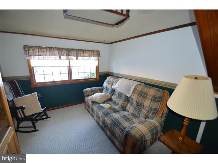 1406 Nevarc Road Warminster, PA 18974 - Photo 11 of 13 Gallery Image 11