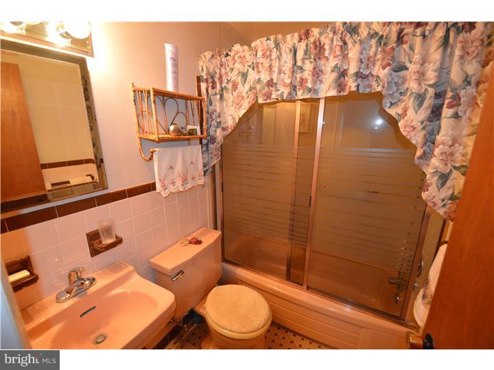 1406 Nevarc Road Warminster, PA 18974 - Photo 13 of 13 Gallery Image 13