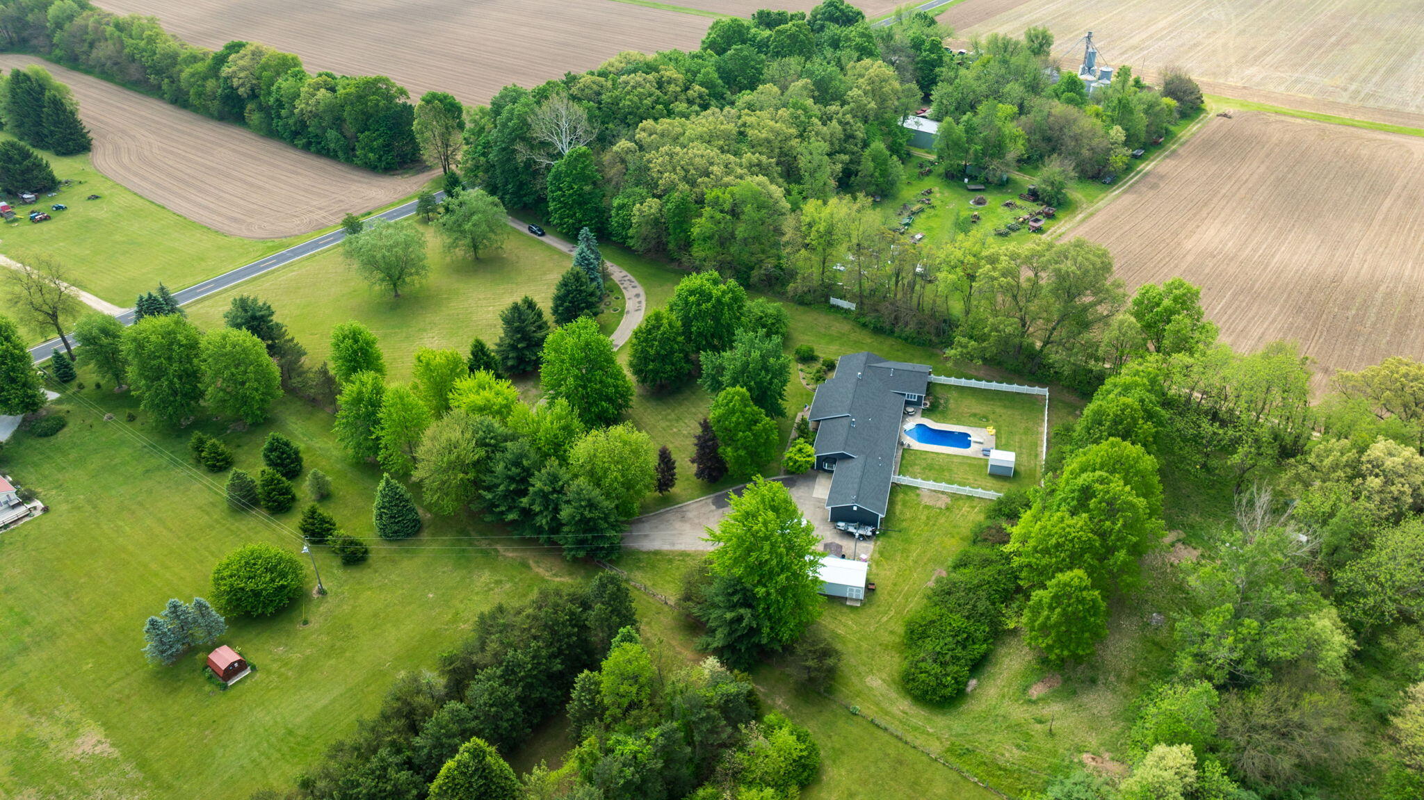 70150 Sherman Road Edwardsburg, MI 49112 - Photo 41 of 43 42-web-or-mls-001 (42)