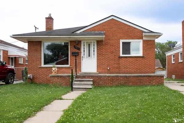 $189,900 | 735 Detroit Avenue, Lincoln Park, MI 48146