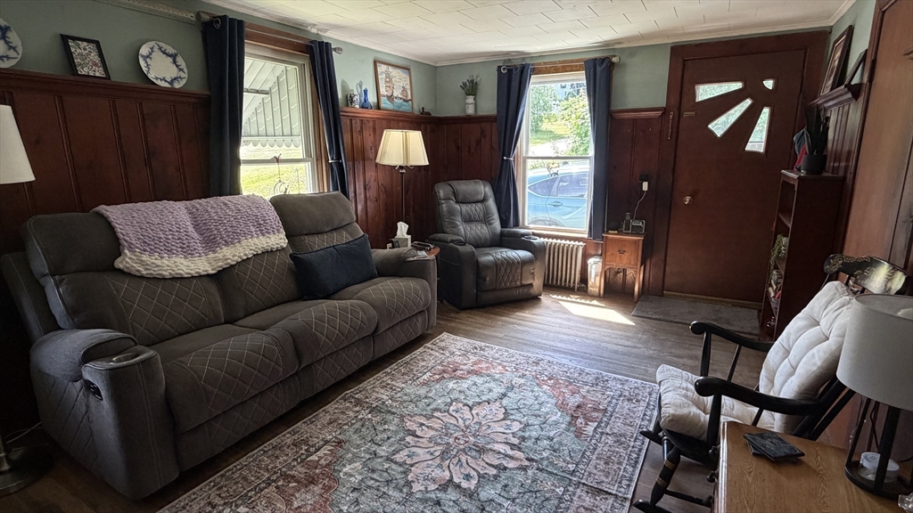 445 Lebanon Hill Road Southbridge, MA 01550 - Photo 4 of 38