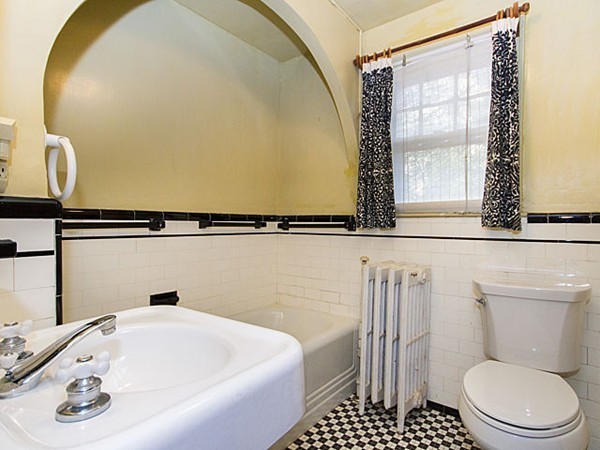 287 Florence Road Waltham, MA 02453 - Photo 18 of 28