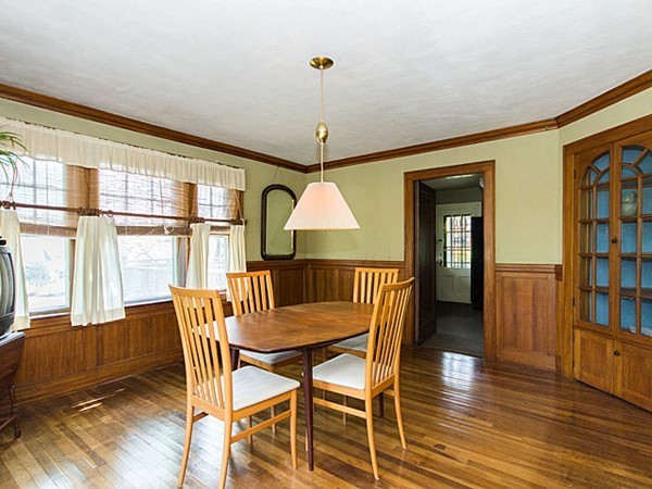 287 Florence Road Waltham, MA 02453 - Photo 6 of 28
