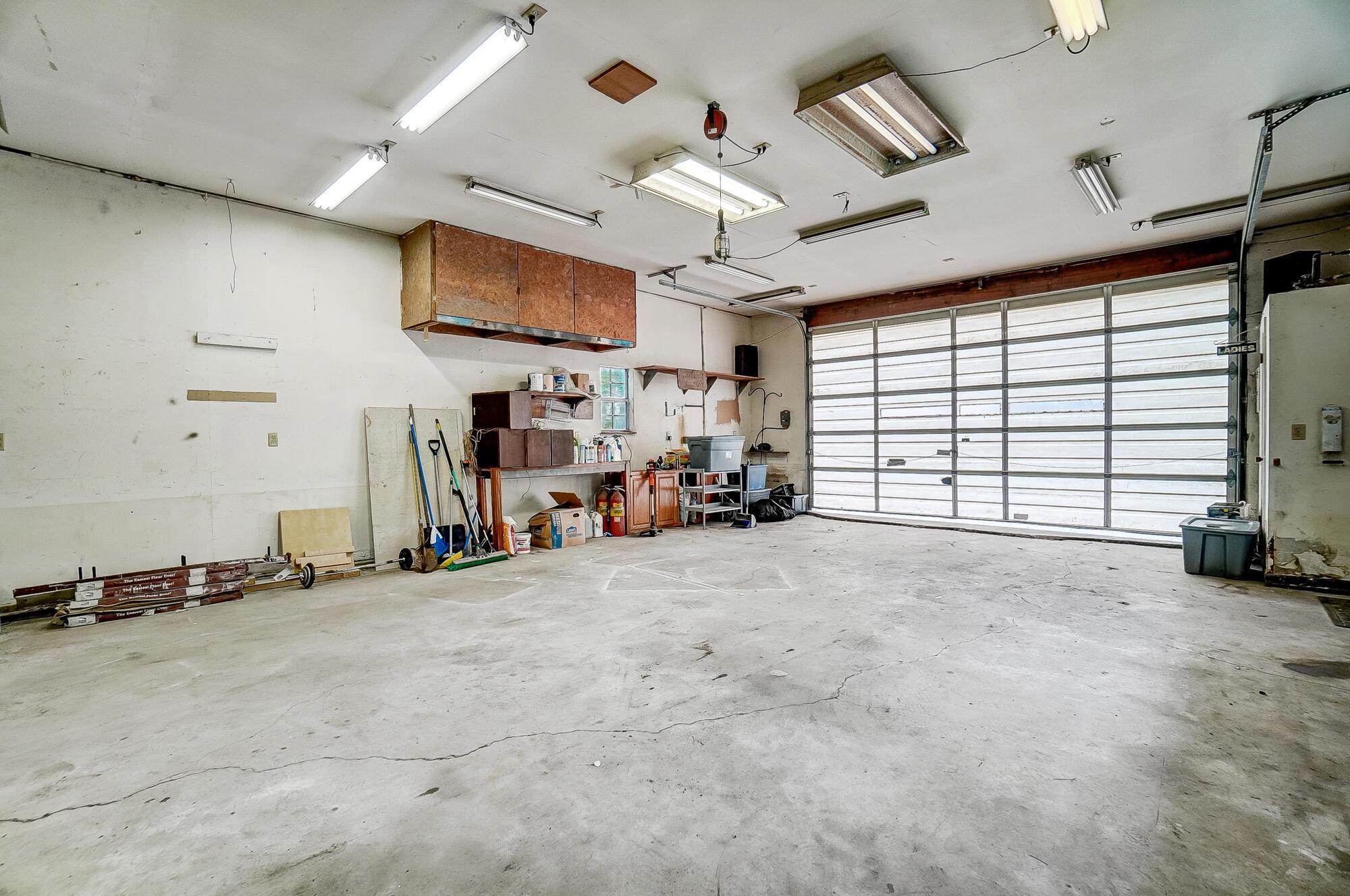 999 Hart Road Columbus, OH 43223 - Photo 45 of 69 24x51 Garage